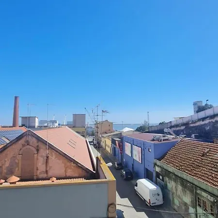 Rustic Beato 2br Lissabon