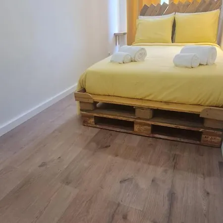 Διαμέρισμα Rustic Beato 2br *
